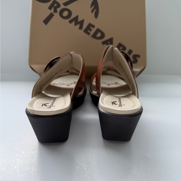 DROMEDARIS - Jesse Leather Wedge Sandals - Picture 4 of 8